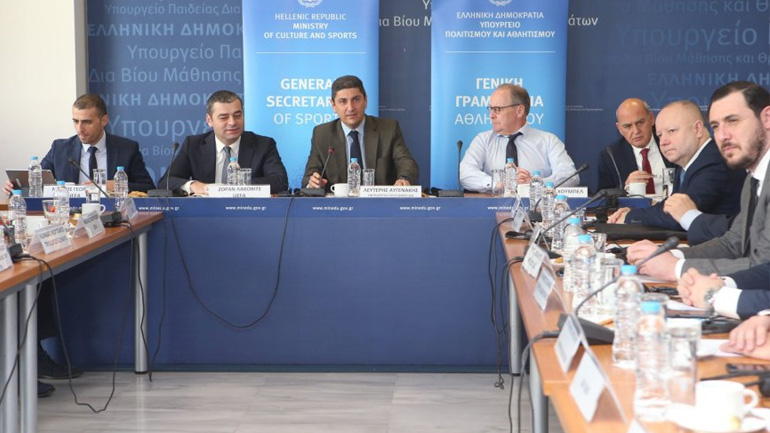 ΓΓΑ: «Η πολιτεία θα αναλάβει άμεσα το κόστος για τη γραμμή του οφσάιντ στο VAR»