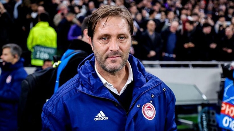 Super League:  «Πενηντάρης» ο Πέδρο Μαρτίνς