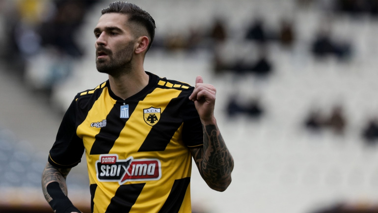 Ομάδα της Κίνας θέλει τον Λιβάγια