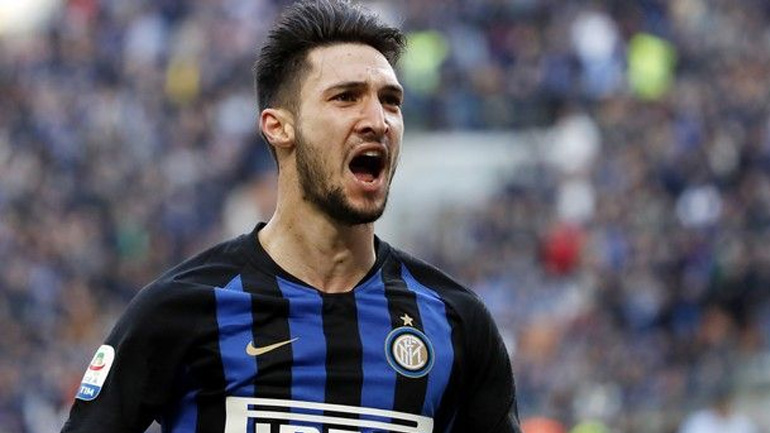 Στη Νάπολι ο Πολιτάνο, στην Ίντερ ο Γιορέντε