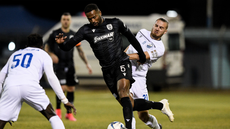 Δύσκολη εκτός έδρας νίκη για τον ΠΑΟΚ, 1-0 τη Λαμία με… κολλημένο το VAR