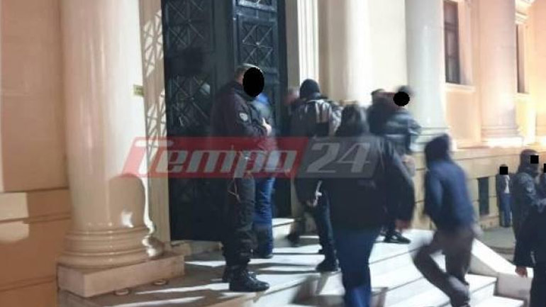 Πάτρα: Ελεύθερα αφέθηκαν μετά την απολογία τους πέντε μέλη από τη σπείρα των χρηματοκιβωτίων