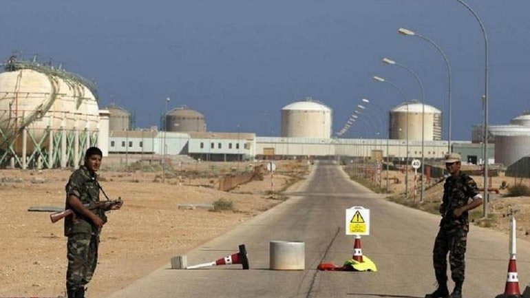 Λιβύη: Ο αποκλεισμός των πηγών πετρελαίου πλήττει την οικονομία, δηλώνει ο κεντρικός τραπεζίτης