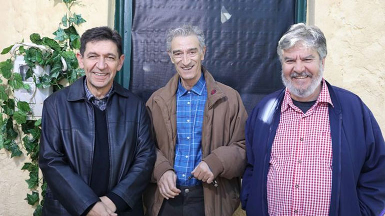 Το Καφέ της Χαράς: Η Χαρά, όταν ακούει ότι ο Περίανδρος χαροπαλεύει, έρχεται αντιμέτωπη με τα αισθήματα της