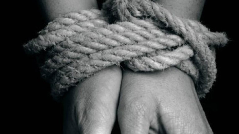 Γκαμπόν: Ταραχές στη Λιμπρεβίλ μετά τις φήμες για απαγωγές παιδιών