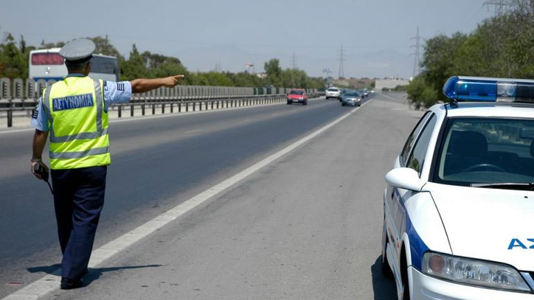 Τροχαίο ατύχημα στο ύψος του Σκαραμαγκά – Μία λωρίδα κλειστή