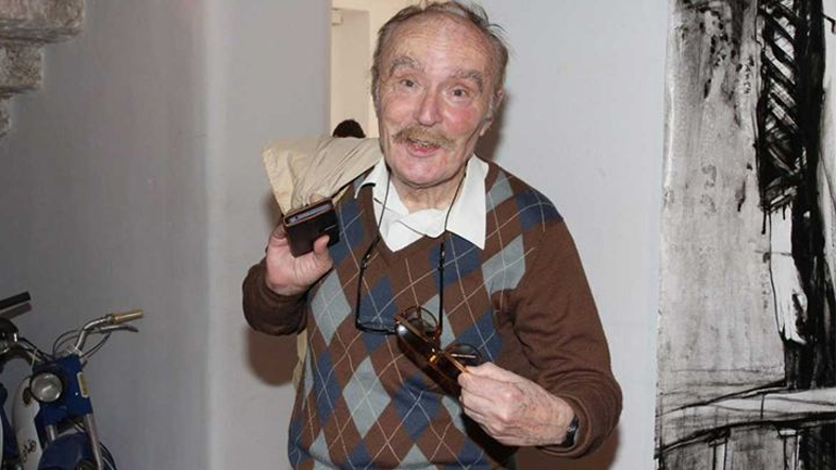 Η σοκαριστική ανάρτηση του Ντίνου Καρύδη: «Σκέφτομαι σοβαρά να αυτοκτονήσω»