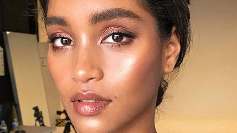 3 tips για καλοσχηματισμένα φρύδια