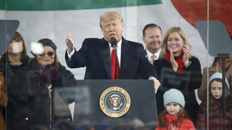 ΗΠΑ: Σφοδρή επίθεση Τραμπ στους Δημοκρατικούς για τις αμβλώσεις