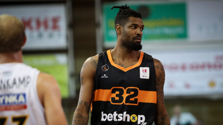 Κολοσσός-Προμηθέας: Αποβλήθηκε ο Έλις στο 13ο λεπτό