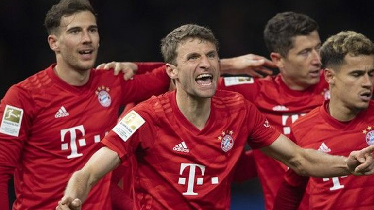 Γερμανία: Μία ανάσα από την κορυφή η Μπάγερν, 5-0 τη Σάλκε