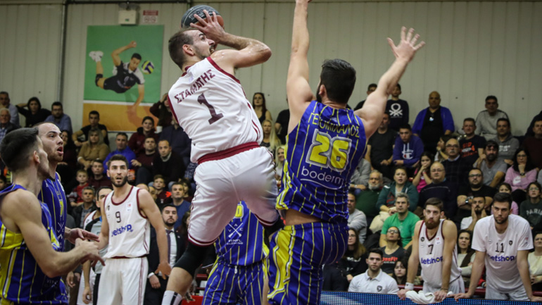 Mε buzzer beater τρίποντο του Πελεκάνου, 67-65 ο Ήφαιστος το Λαύριο