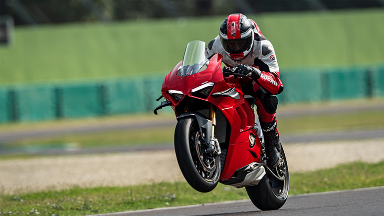 Ducati Panigale V4 και V4S: Βελτιωμένες στα σημεία για το 2020