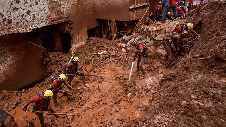 Φονική καταιγίδα στη Βραζιλία άφησε πίσω της τουλάχιστον 37 νεκρούς