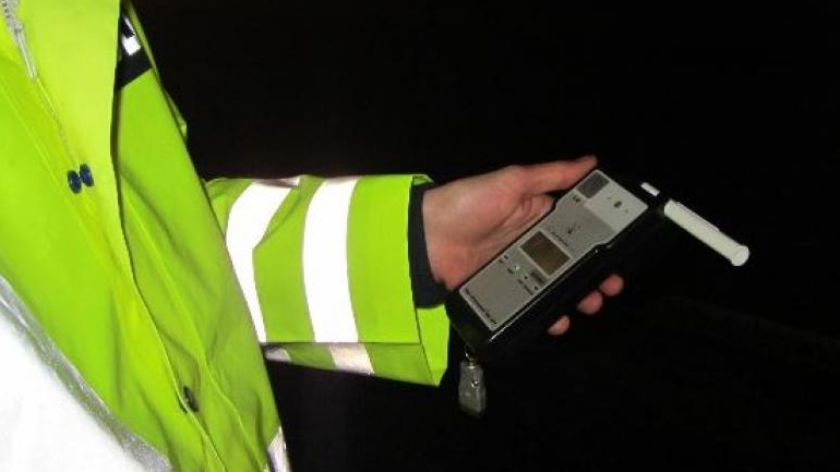 Εντείνονται οι έλεγχοι αλκοτέστ από την Τροχαία στην Αττική