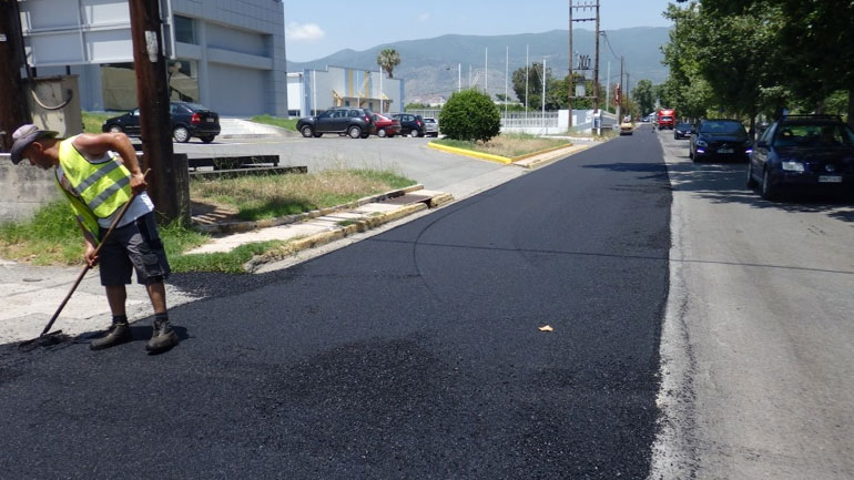 Πρόγραμμα ασφαλτοστρώσεων σε οδικούς άξονες του Πειραιά