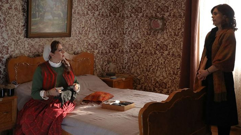 Άγριες Μέλισσες: Η Ελένη παίρνει μια σημαντική απόφαση για τη σχέση της με τον Κυπραίο