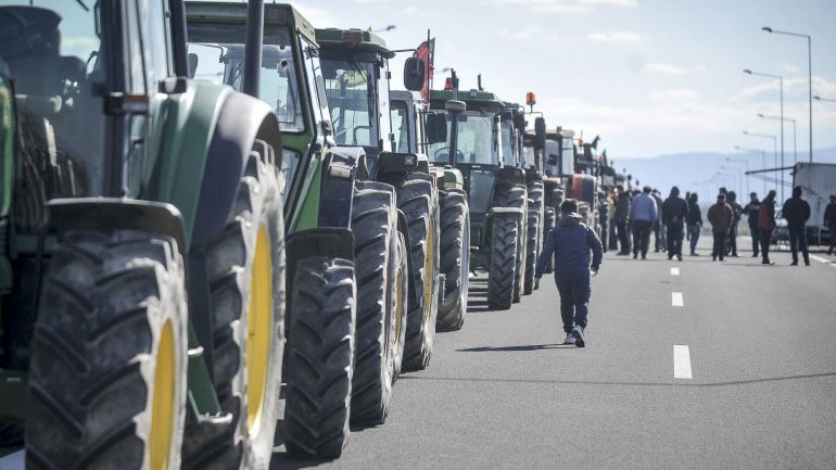 Αγροτικό συλλαλητήριο με τρακτέρ στην Καρδίτσα