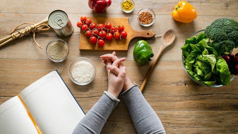 Μεσογειακή, διαλειμματική ή παλαιολιθική δίαιτα;