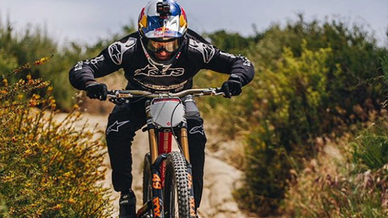 Teaser του Aaron Gwin για το νέο του Downhill ποδήλατο