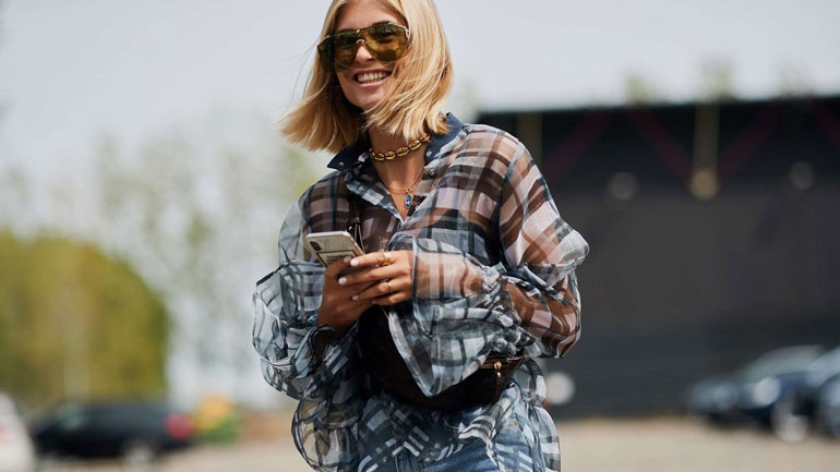 Οι γυναίκες είναι πιο ευτυχισμένες από τους άνδρες όταν είναι single