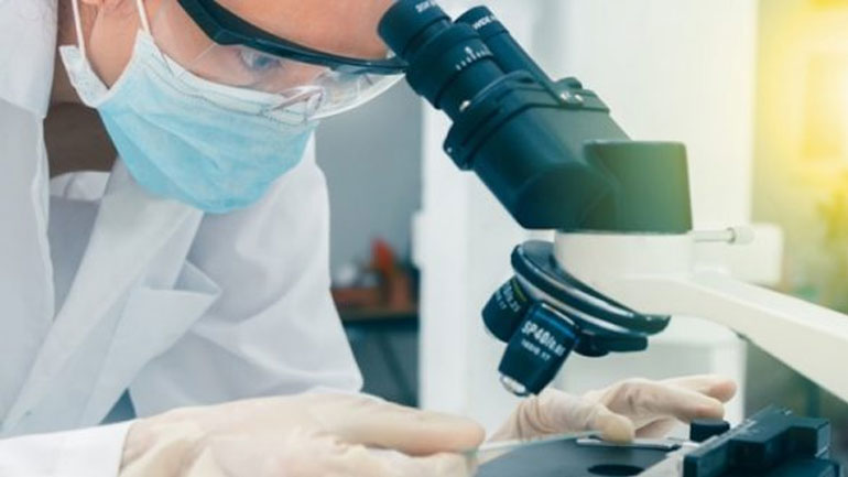 Η αμερικανική κυβέρνηση προσπαθεί να αναπτύξει εμβόλιο κατά του κοροναϊού