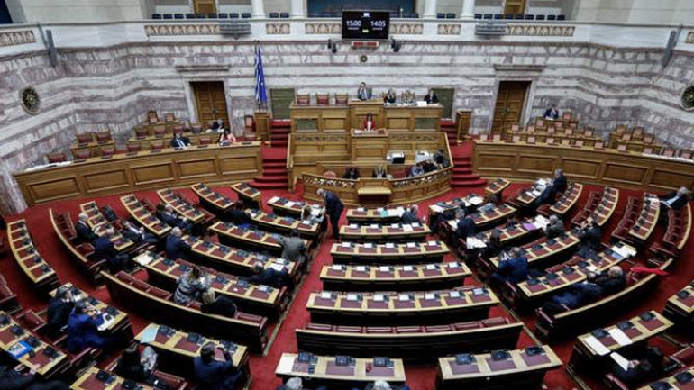 Ονομαστική ψηφοφορία για την τροπολογία Μενδώνη ζήτησε ο ΣΥΡΙΖΑ