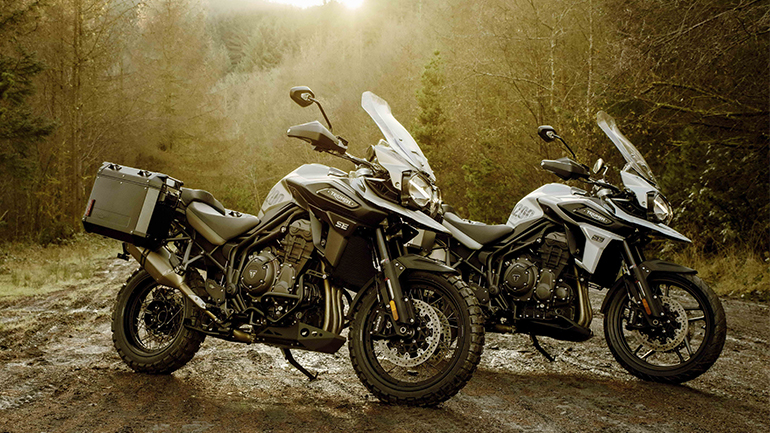 Triumph Tiger 1200 Desert & Alpine: Ειδικές εκδόσεις με επικό χαρακτήρα
