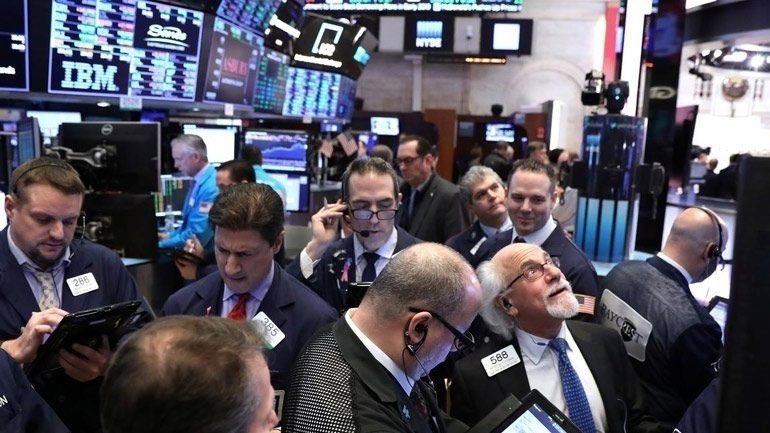 Μικτά πρόσημα στη  Wall Street