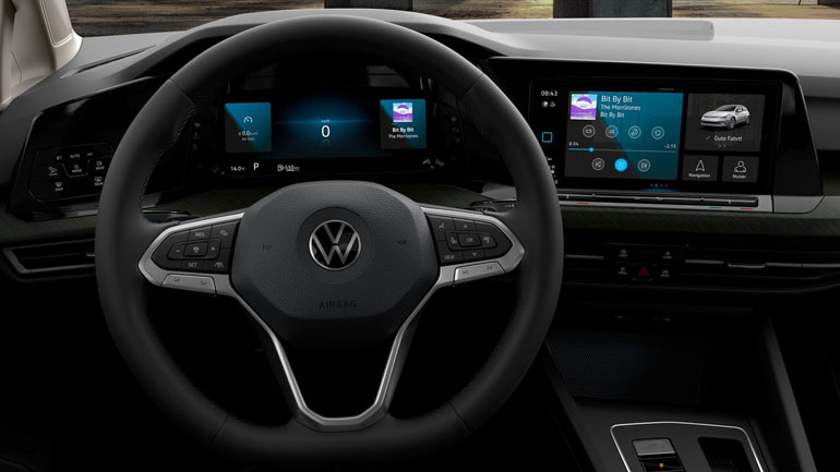 Το νέο Golf έχει στον βασικό εξοπλισμό όλες τις ψηφιακές οθόνες