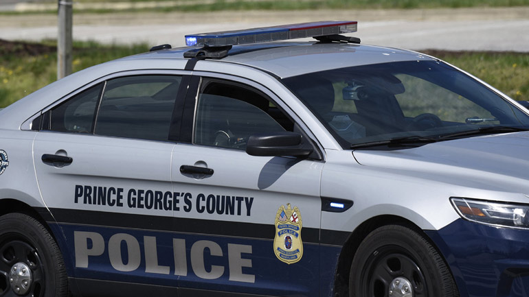 ΗΠΑ: Αστυνομικός κατηγορούμενος για δολοφονία – Εκτέλεσε ύποπτο δεμένο μέσα στο περιπολικό