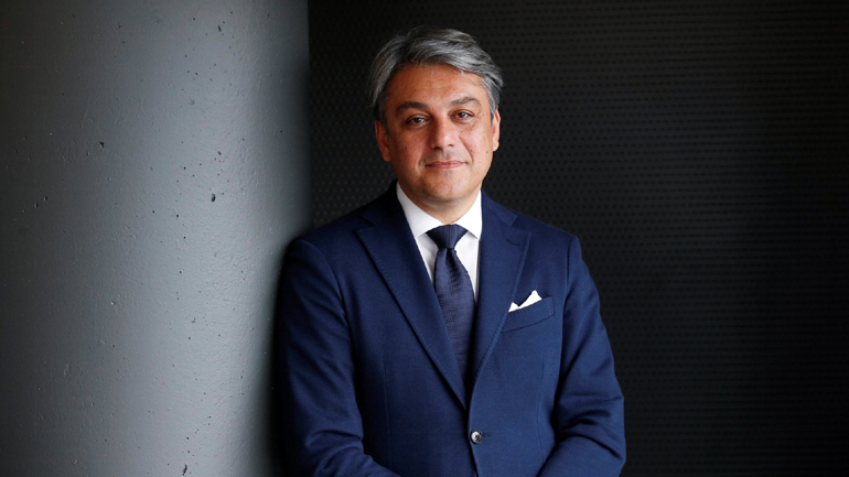 O Luca de Meo ανέλαβε τα ηνία της Renault