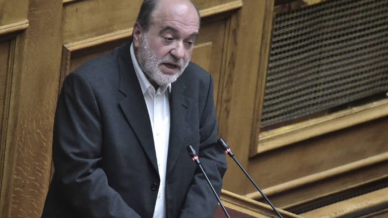 Τρύφων Αλεξιάδης: Το λιποθυμικό επεισόδιο αποκάλυψε όγκο στον εγκέφαλο