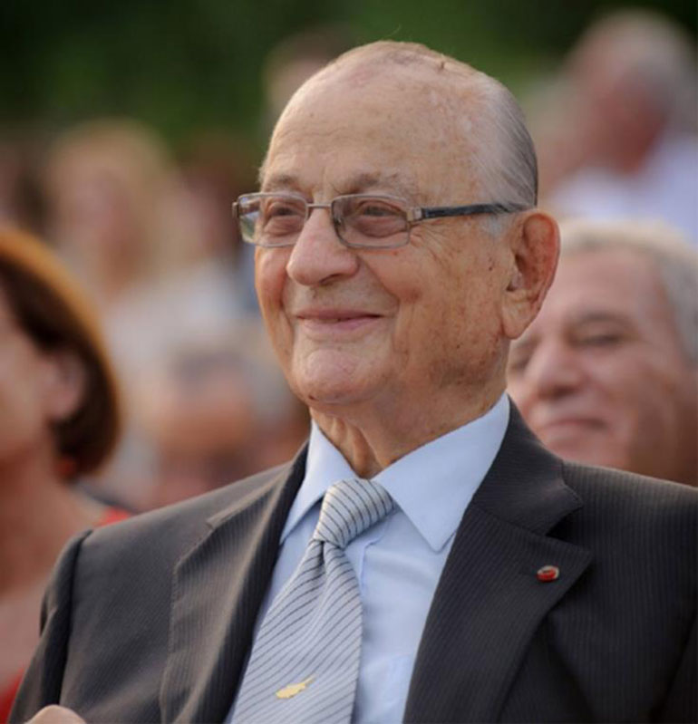  Φώτος Φωτιάδης 