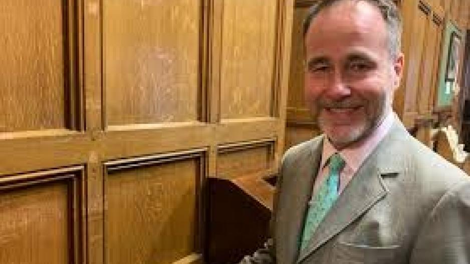 Ο Βρετανός Κρίστοφερ Πίντσερ