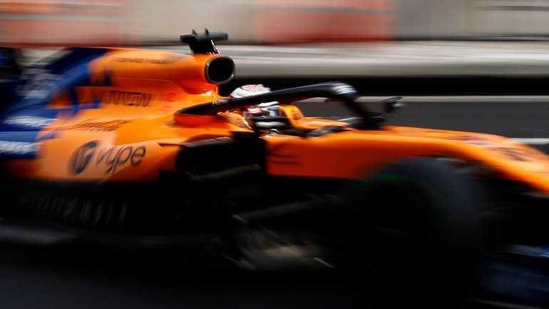 Βρυχάται το μοτέρ της McLaren