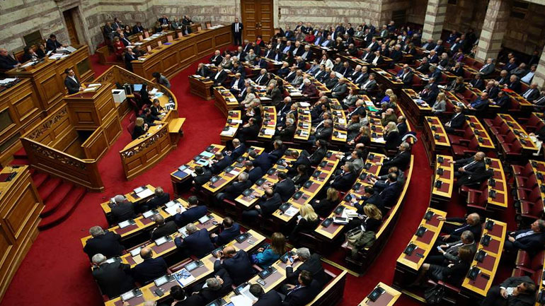 Υπερψηφίστηκε από τη ΝΔ το νομοσχέδιο για τα υδατοδρόμια