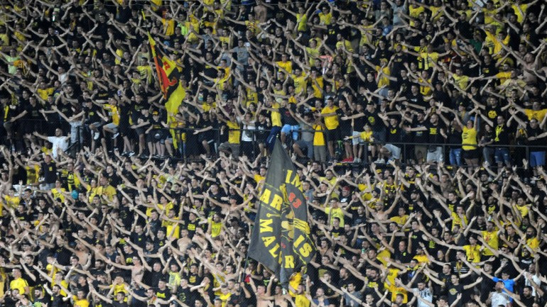 ΕΠΟ: Πρόστιμα σε Άρη και Ολυμπιακό