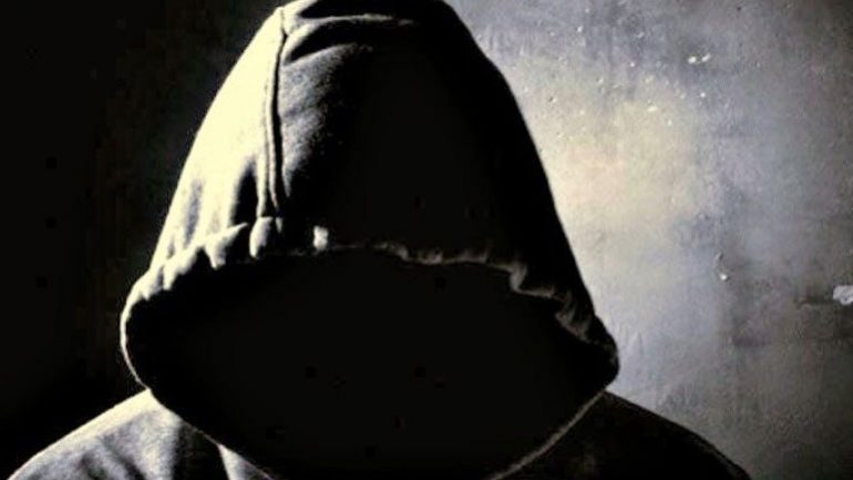 Κλέβει και… επικαλείται τα παιδιά του για επιείκεια