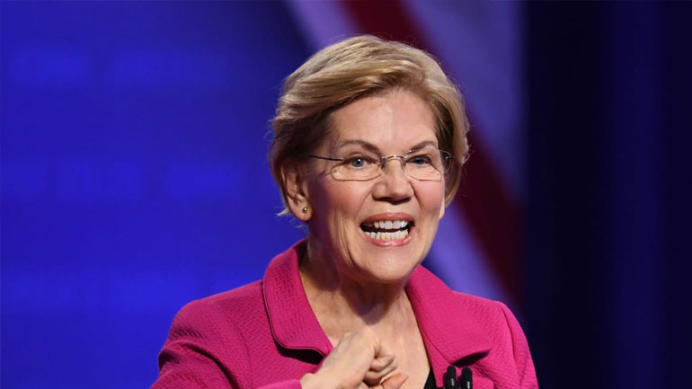 Η γερουσιαστής Ελίζαμπεθ Γουόρεν εκπροσωπήθηκε από τον… σκύλο της σε προεκλογική συγκέντρωση