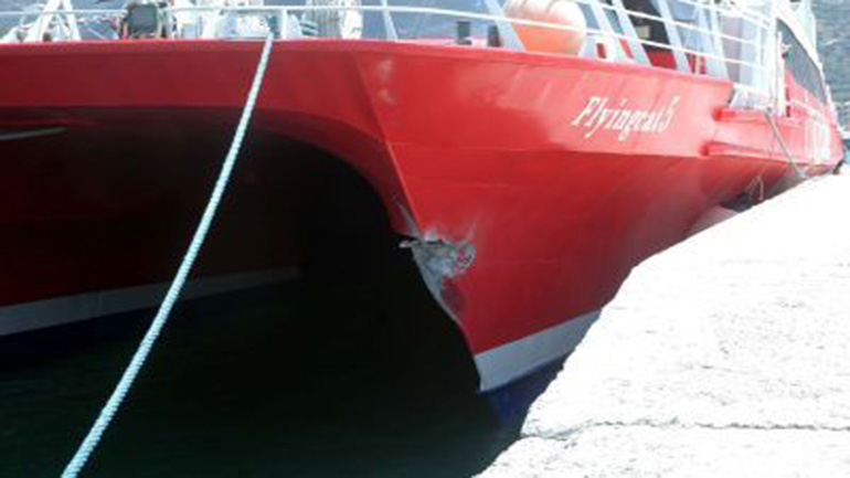 Μηχανική βλάβη παρουσίασε  εν πλω ταχύπλοο επιβατηγό