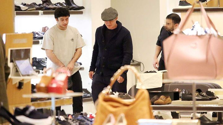 Δημήτρης Αργυρόπουλος: Βόλτα και shopping στα βόρεια προάστια με τον γιο του