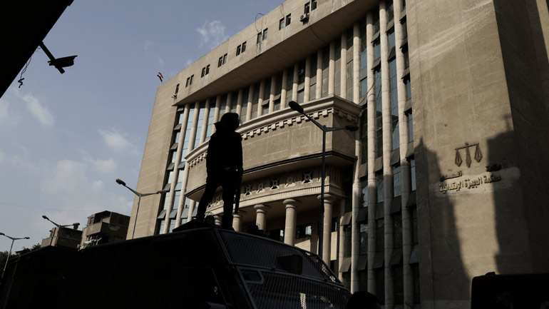 Αίγυπτος: Καταδικάστηκαν σε θάνατο 37 κατηγορούμενοι για τρομοκρατία