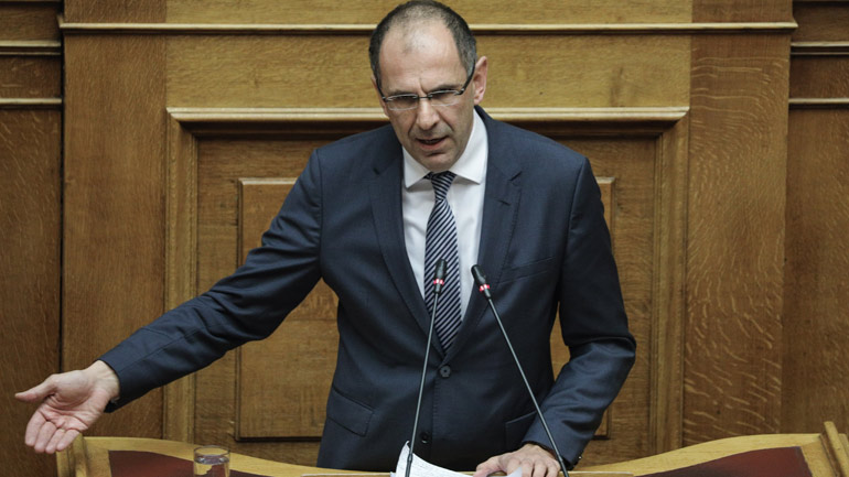 Συναντήσεις Γεραπετρίτη με στελέχη από τον χώρο του ποδοσφαίρου