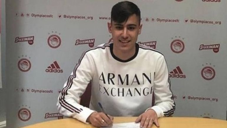 Ολυμπιακός: Ανακοίνωσε την απόκτηση του νεαρού Θανάση Παπαδάκου