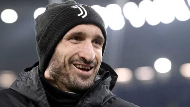 Στη λίστα της Γιουβέντους για το Champions League o Κιελίνι