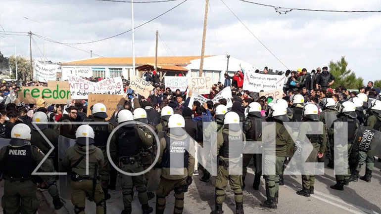 Ένταση στη Μόρια μεταξύ αιτούντων άσυλο και αστυνομίας