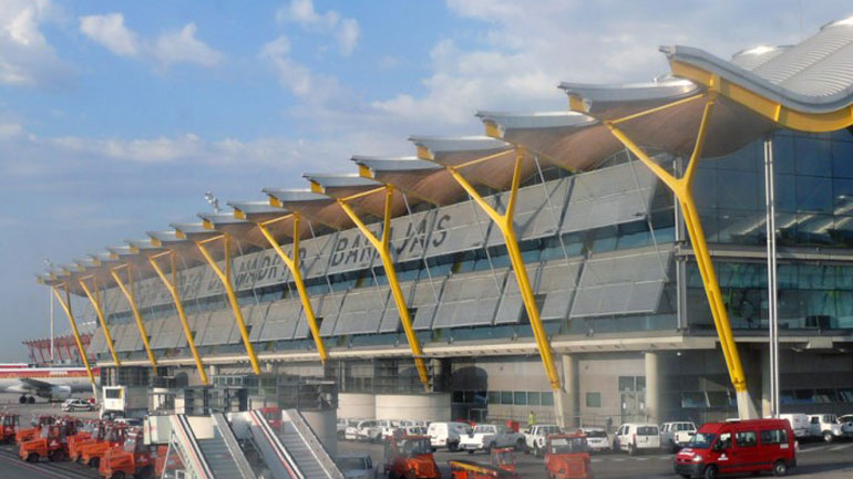 Συναγερμός στη Μαδρίτη για ύποπτο drone πάνω από το αεροδρόμιο Μπαράχας