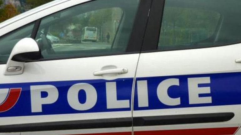 Γαλλία: Αστυνομικοί πυροβόλησαν άνδρα με μαχαίρι που εισέβαλε σε αστυνομικό τμήμα