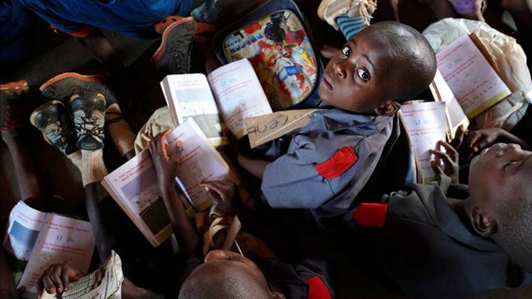 Κένυα: Τουλάχιστον 13 μαθητές δημοτικού ποδοπατήθηκαν μέχρι θανάτου